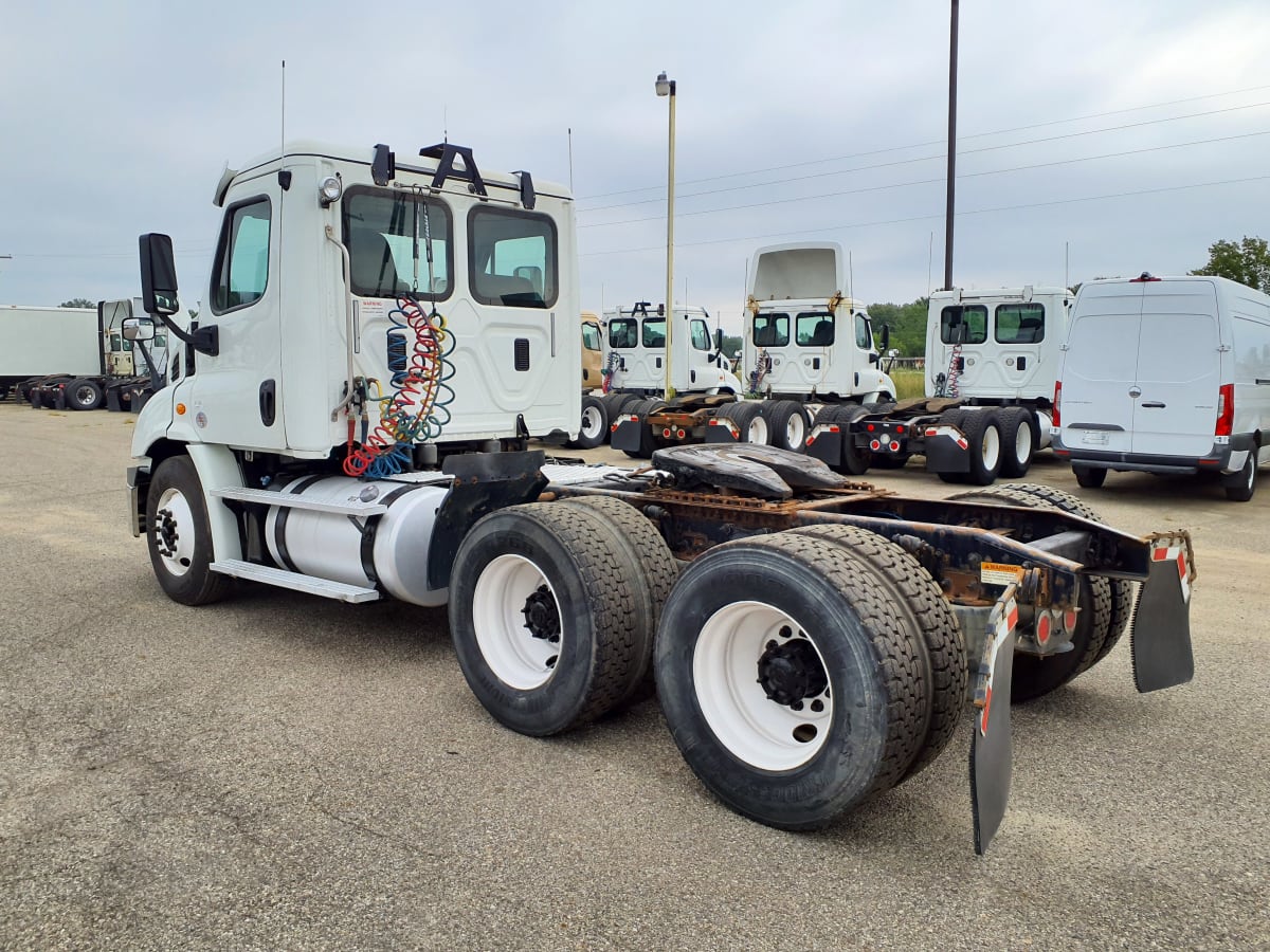 2016 Freightliner/Mercedes CASCADIA 113 659296