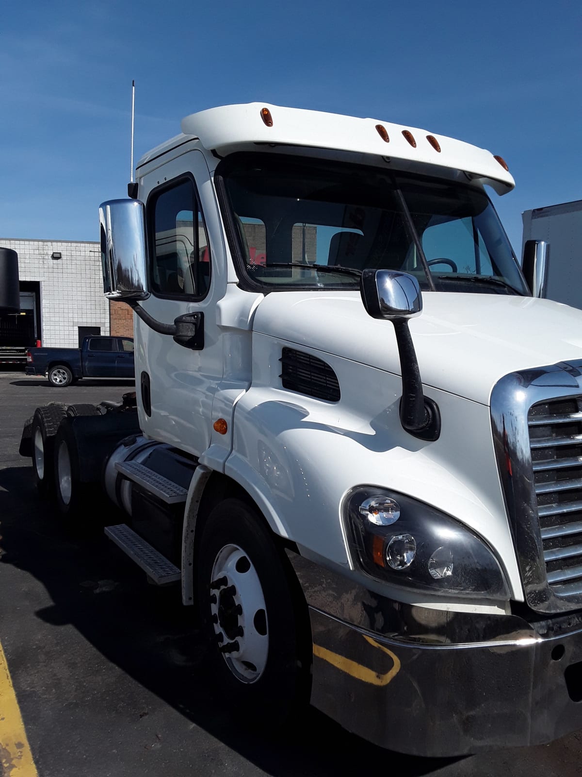 2016 Freightliner/Mercedes CASCADIA 113 659297