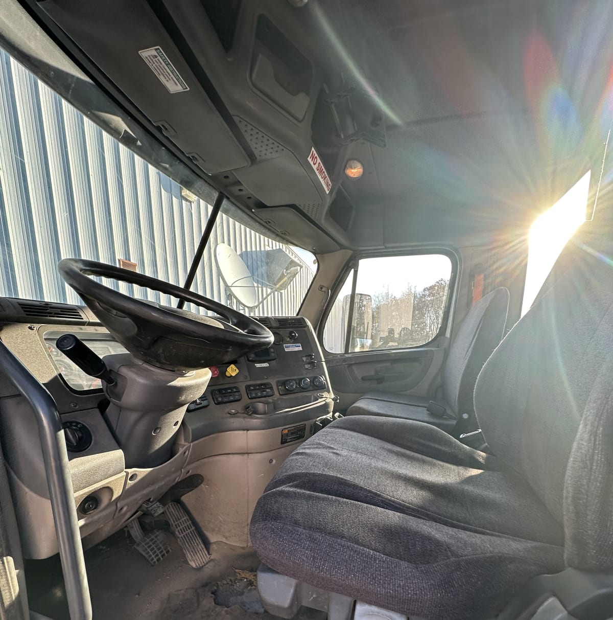 2016 Freightliner/Mercedes CASCADIA 113 659298