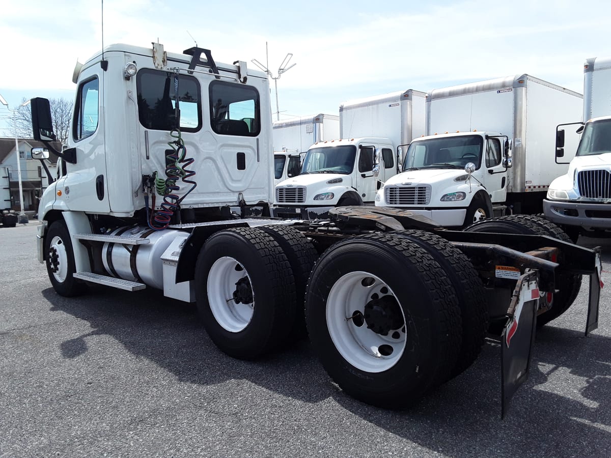 2017 Freightliner/Mercedes CASCADIA 113 659303