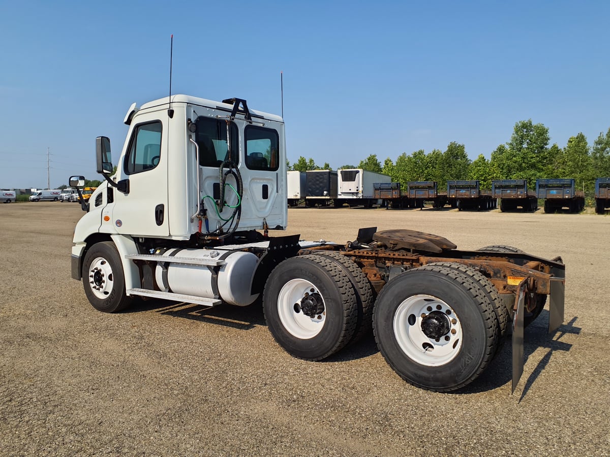 2016 Freightliner/Mercedes CASCADIA 113 659307