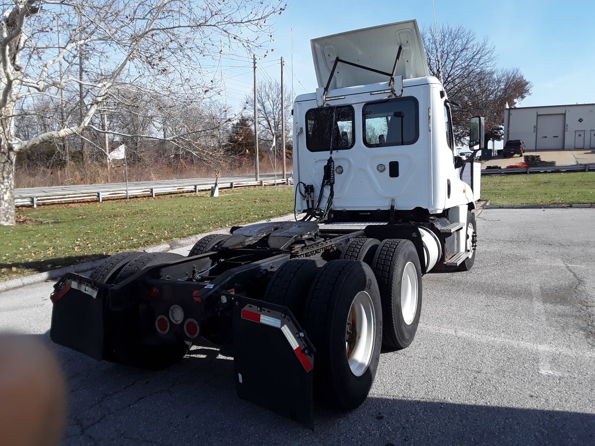 2016 Freightliner/Mercedes CASCADIA 125 659337