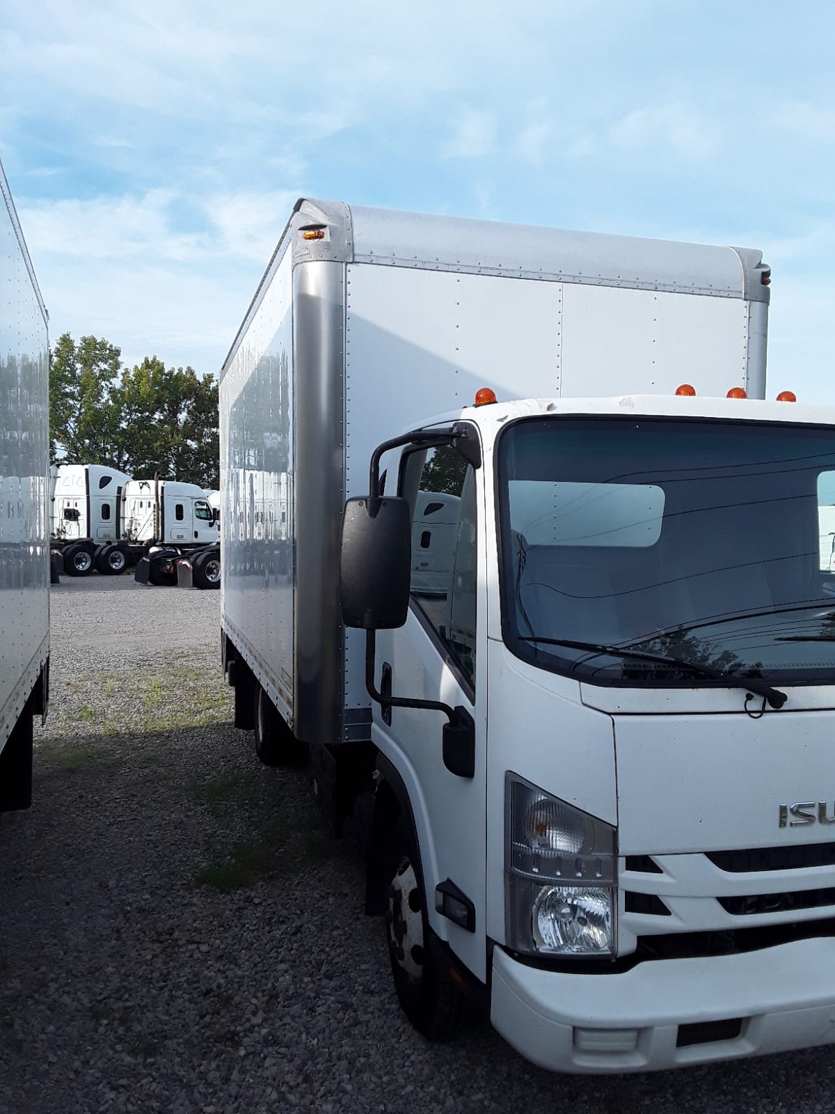 2016 Isuzu NPR 659362