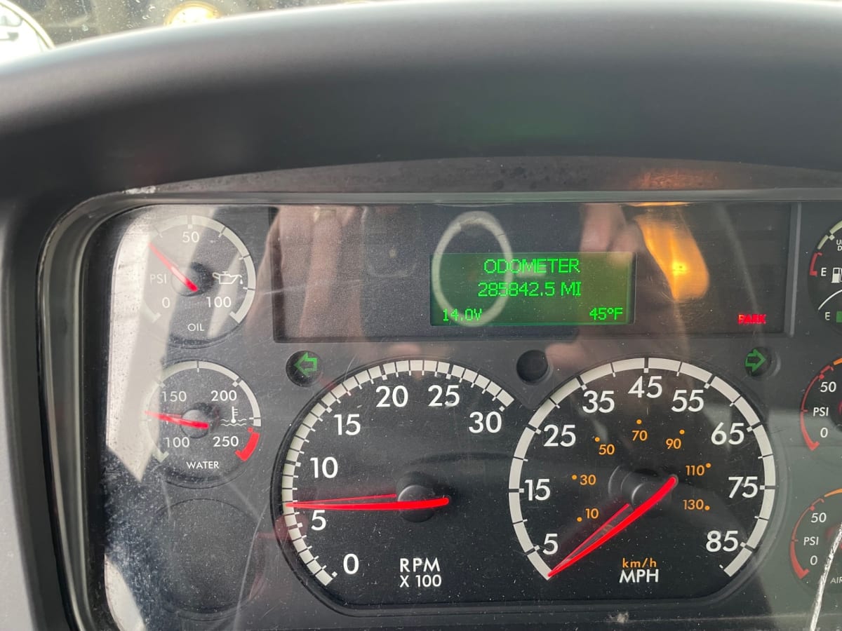 2017 Freightliner/Mercedes M2 106 659375