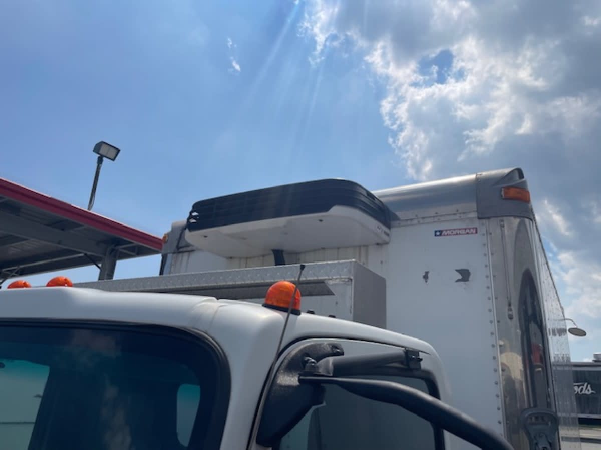 2016 Isuzu NPR 659669
