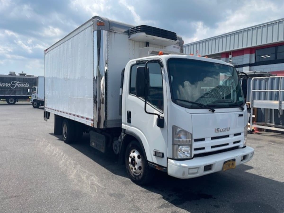 2016 Isuzu NPR 659669