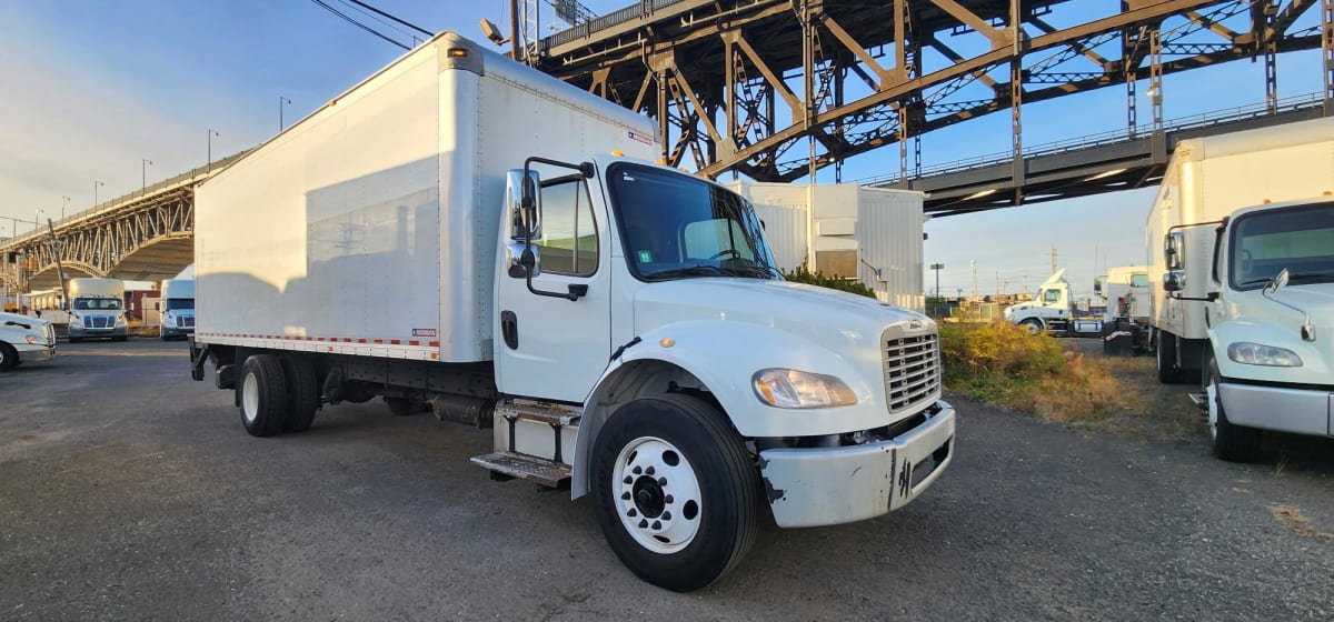 2016 Freightliner/Mercedes M2 106 659833