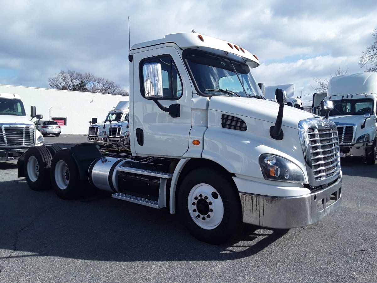 2017 Freightliner/Mercedes CASCADIA 113 659863