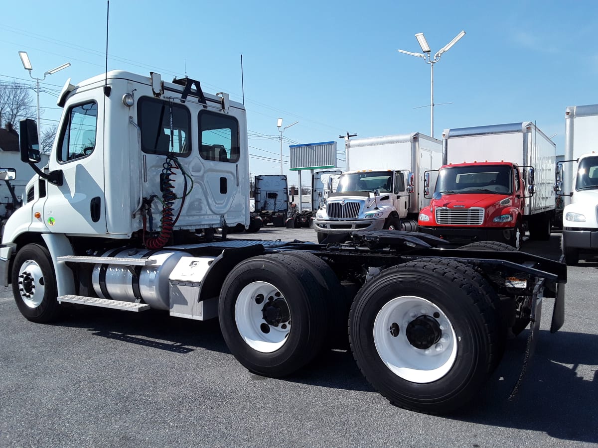 2017 Freightliner/Mercedes CASCADIA 113 659864