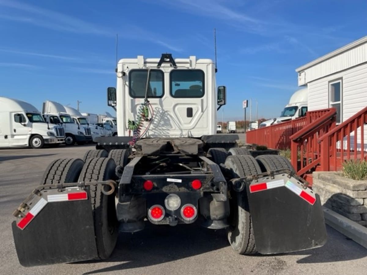 2017 Freightliner/Mercedes CASCADIA 113 659865