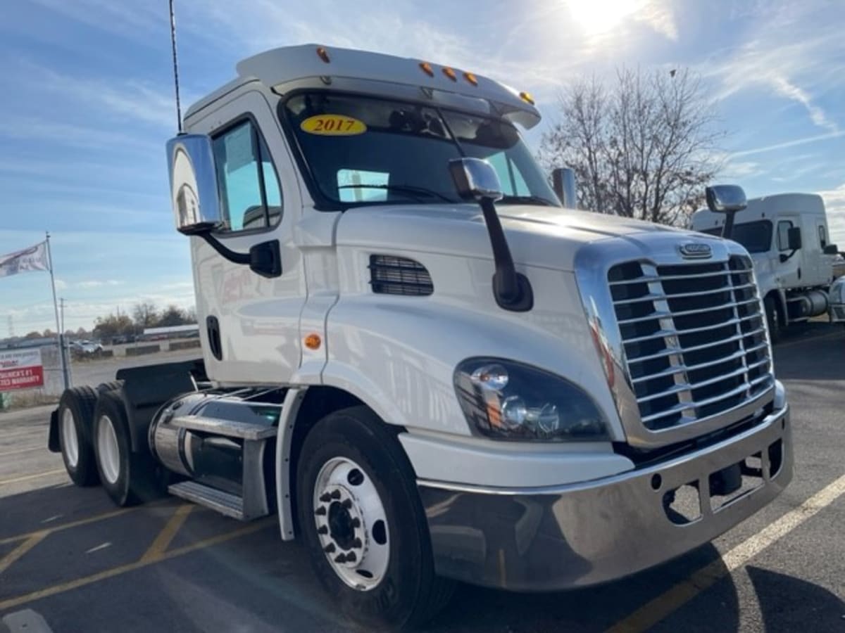 2017 Freightliner/Mercedes CASCADIA 113 659865