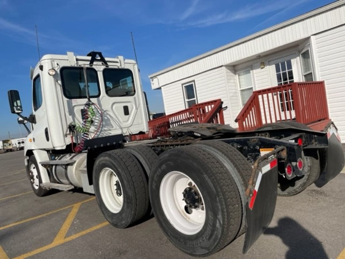 2017 Freightliner/Mercedes CASCADIA 113 659865