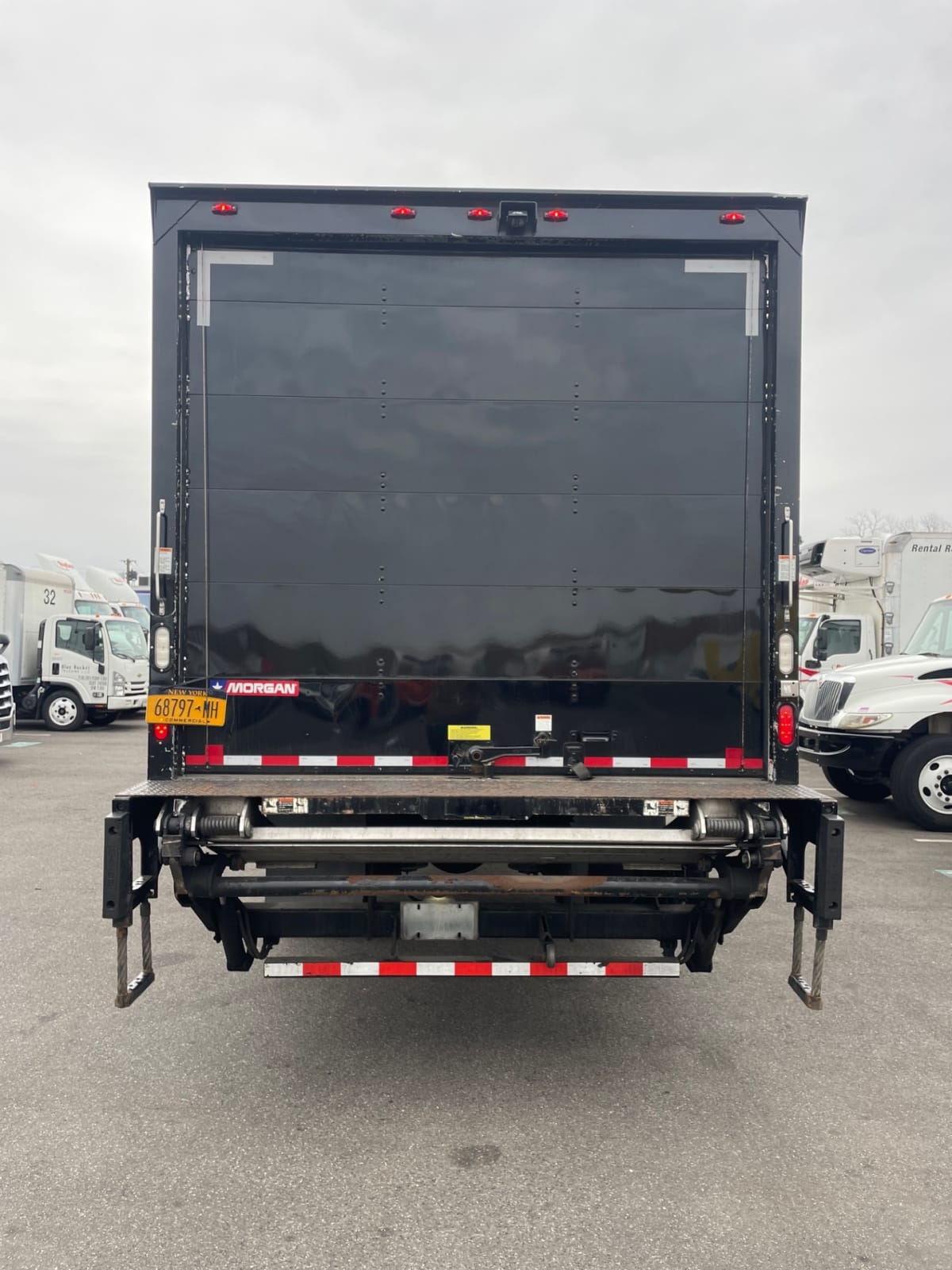 2016 Freightliner/Mercedes M2 106 659873