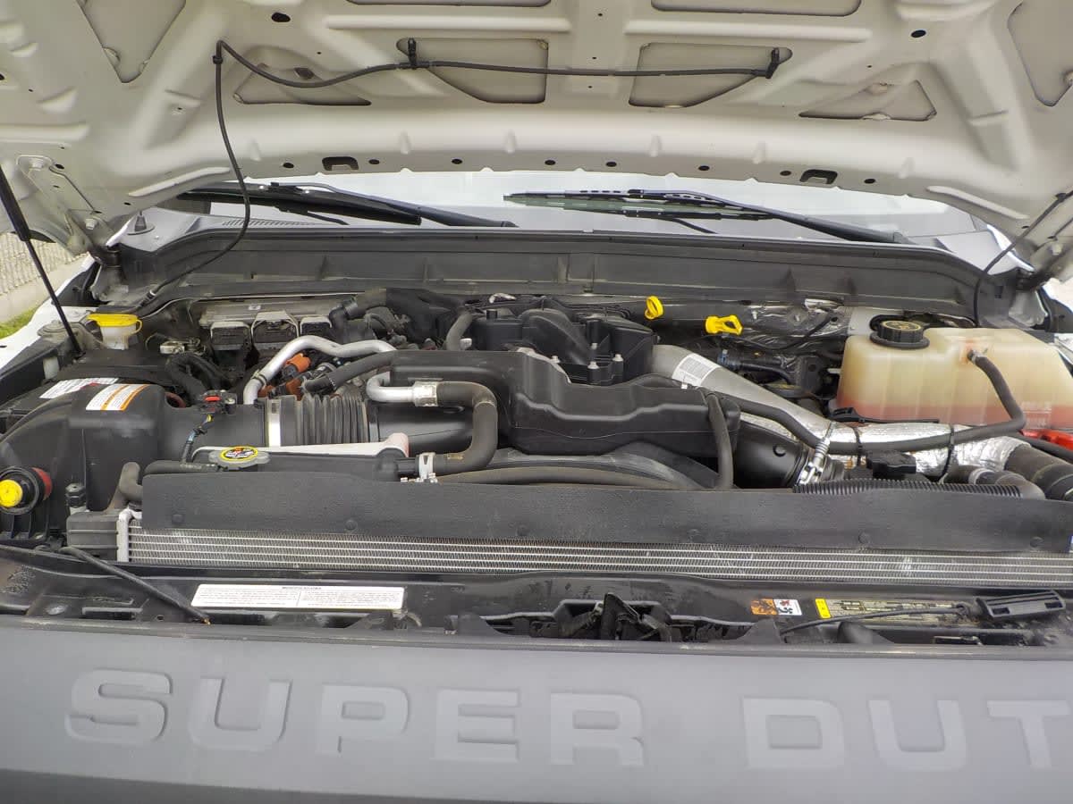2016 Ford Motor Company F-550 SUPER DUTY 659932