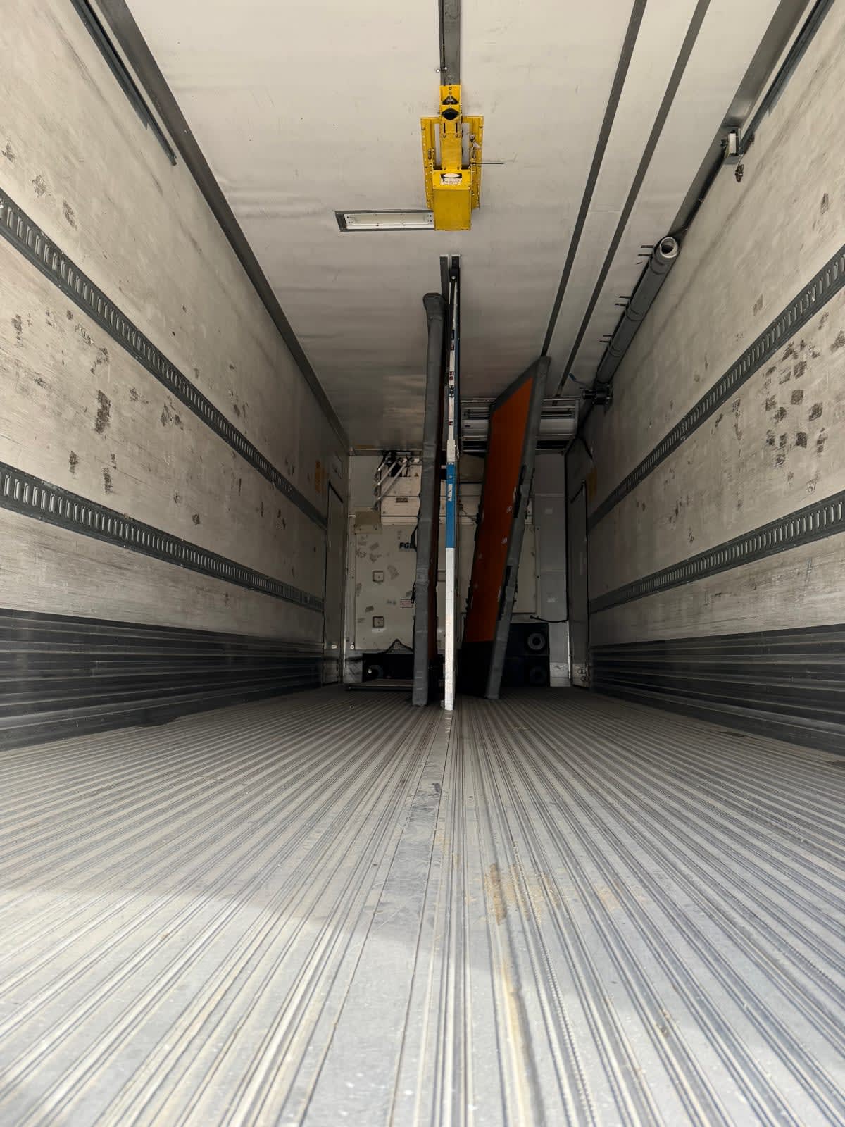 2016 Utility Trailers VS1RA 28/162/102 659977