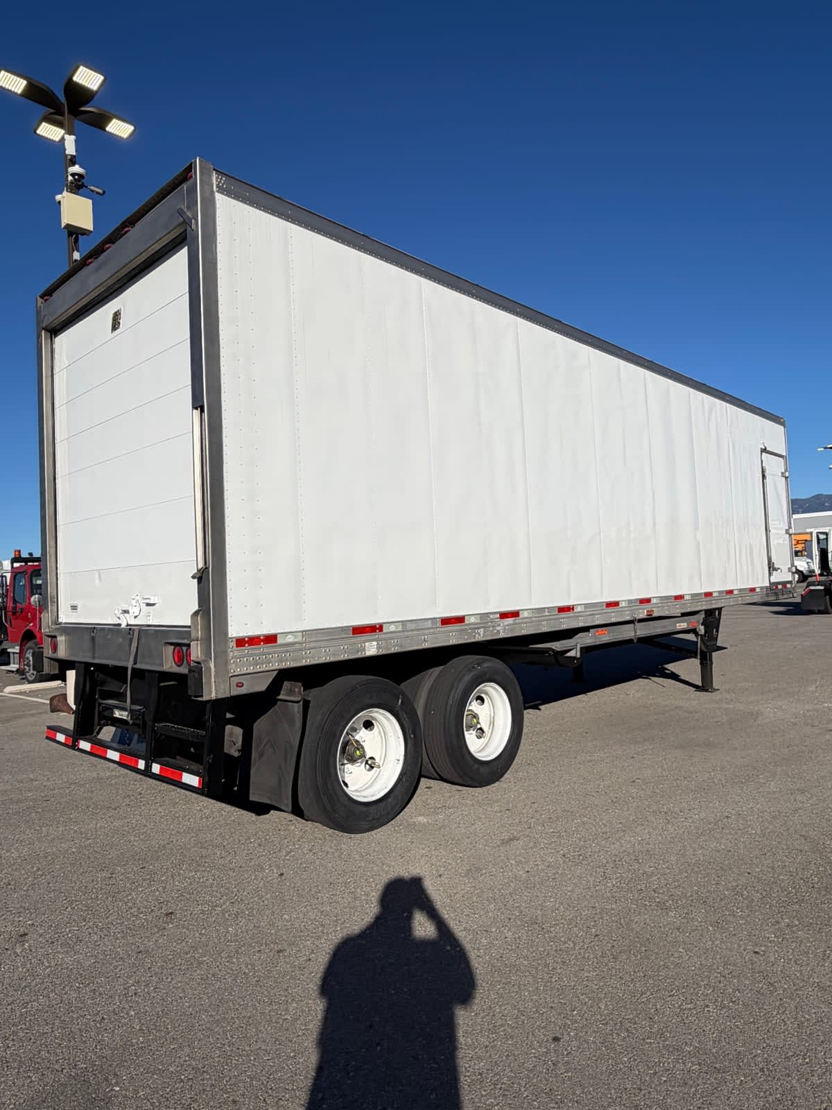 2016 Utility Trailers VS2R 35/156/102 659982