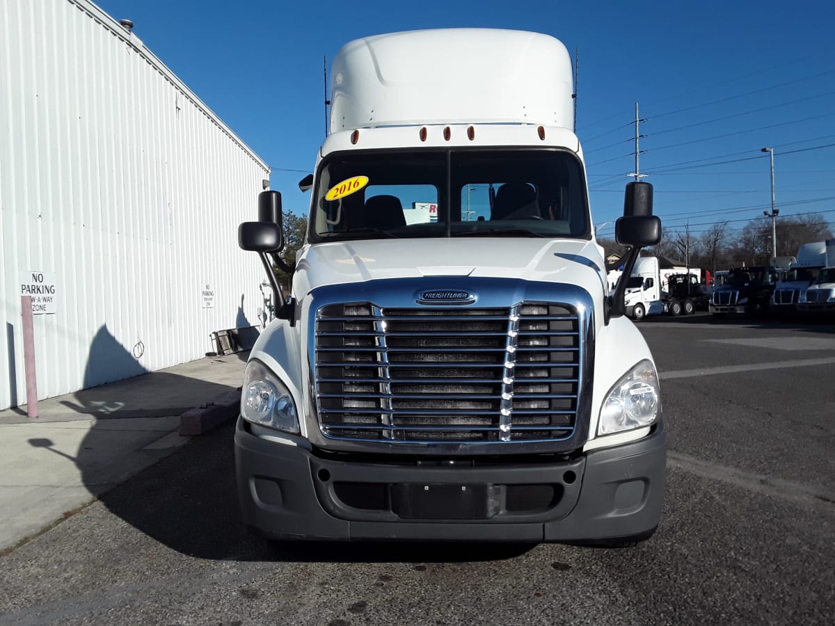 2016 Freightliner/Mercedes CASCADIA 125 659988