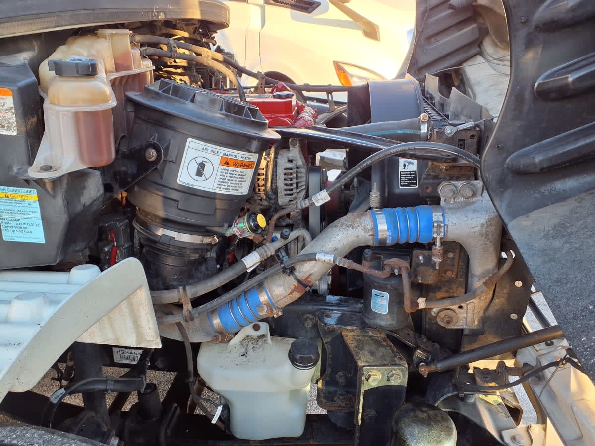 2016 Freightliner/Mercedes M2 106 660083