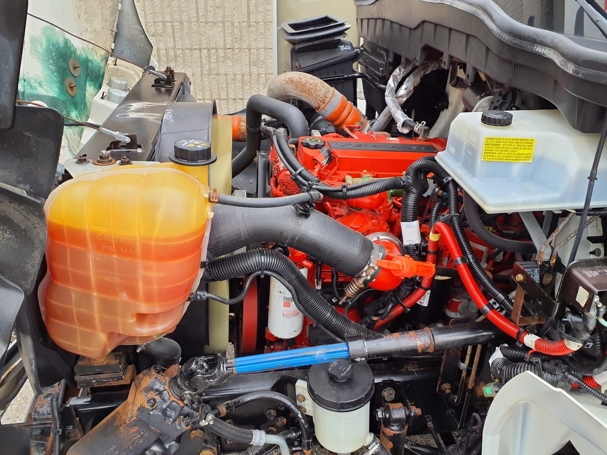 2017 Navistar International 4300 LP 660147