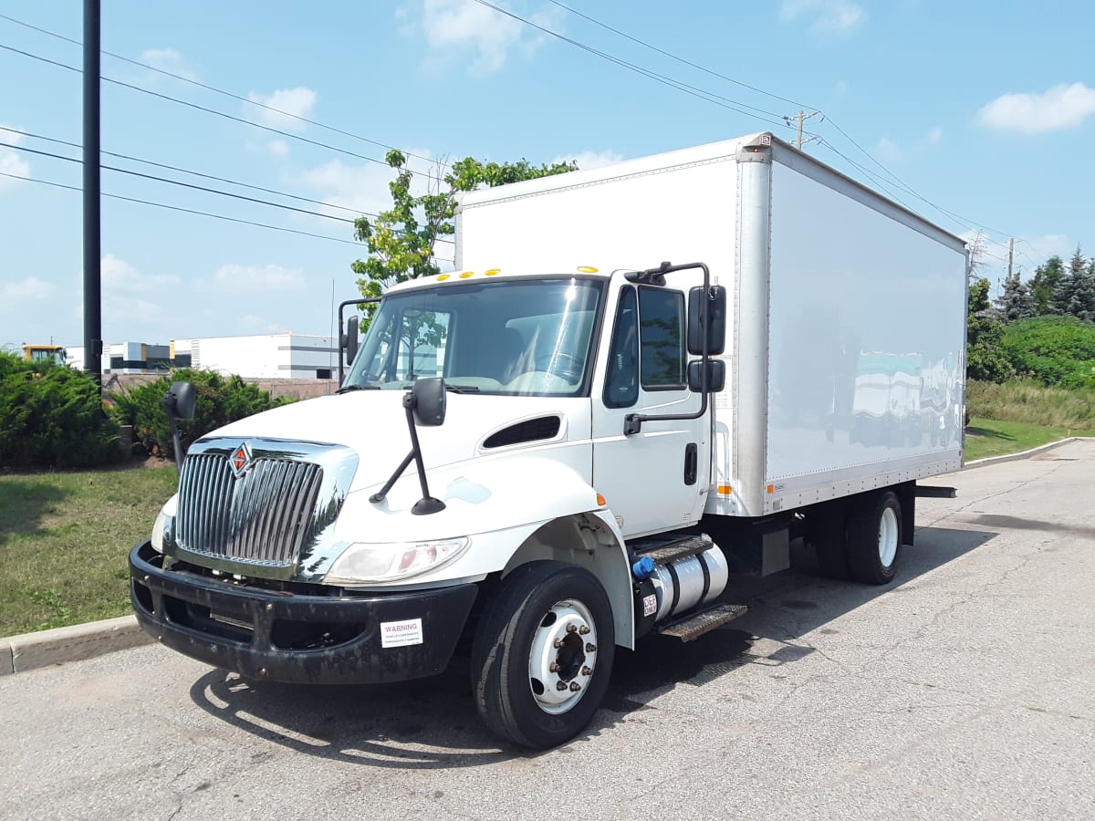 2017 Navistar International 4300 LP 660148