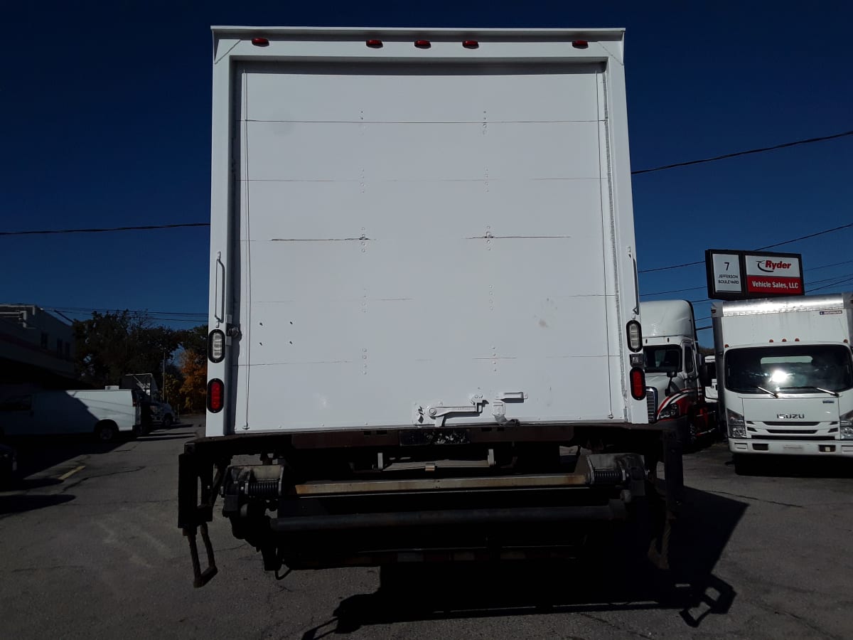 2016 Freightliner/Mercedes M2 106 660345