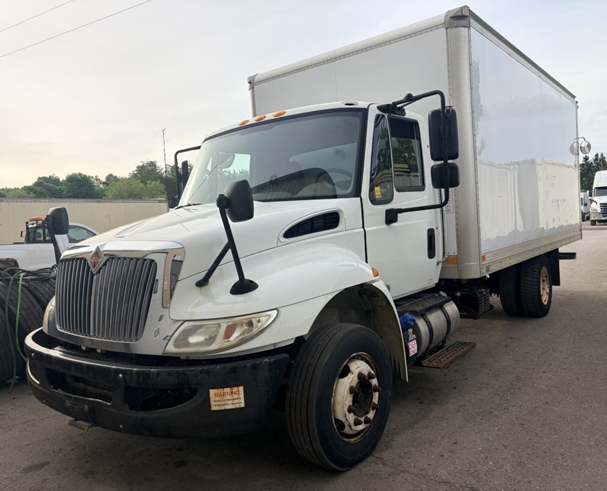 2017 Navistar International 4300 LP 660361