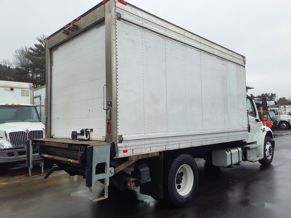 2016 Freightliner/Mercedes M2 106 660402