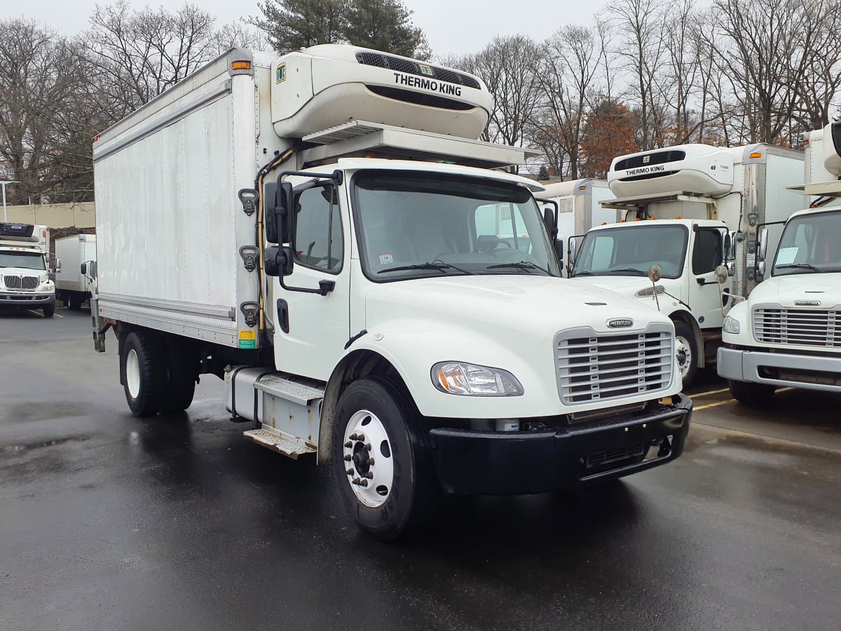 2016 Freightliner/Mercedes M2 106 660402