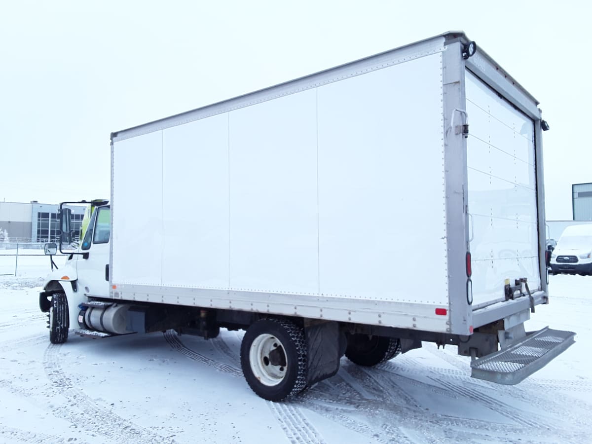 2016 Navistar International 4300 LP 660409