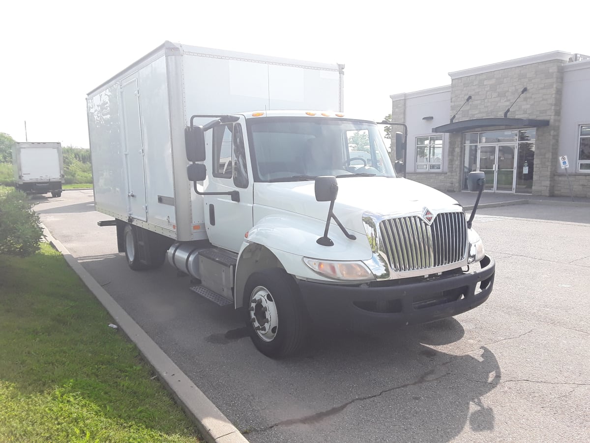 2017 Navistar International 4300 LP 660416