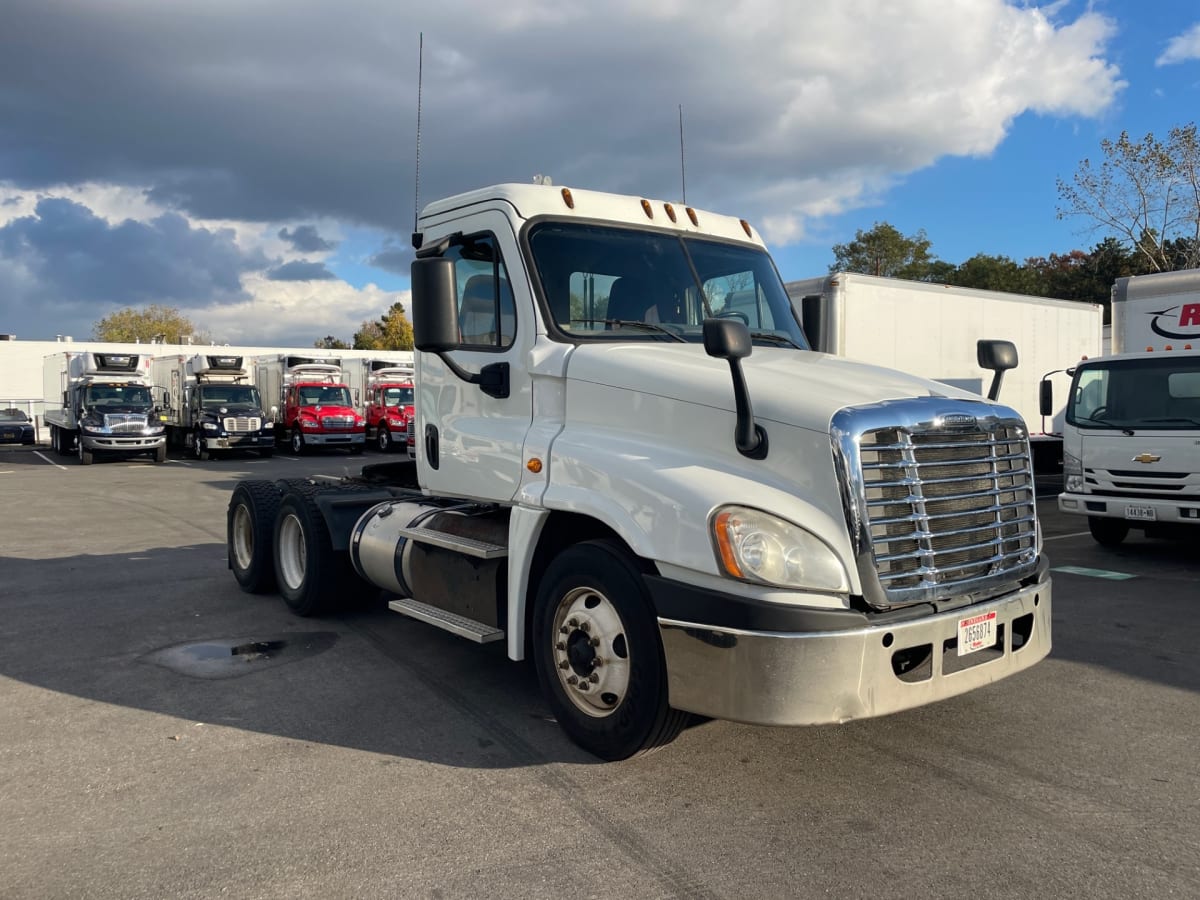 2016 Freightliner/Mercedes CASCADIA 125 660485