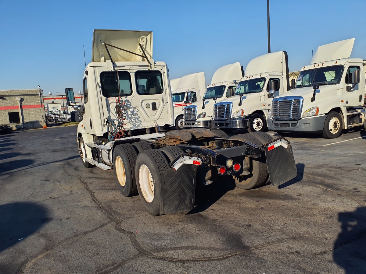 2016 Freightliner/Mercedes CASCADIA 125 660486