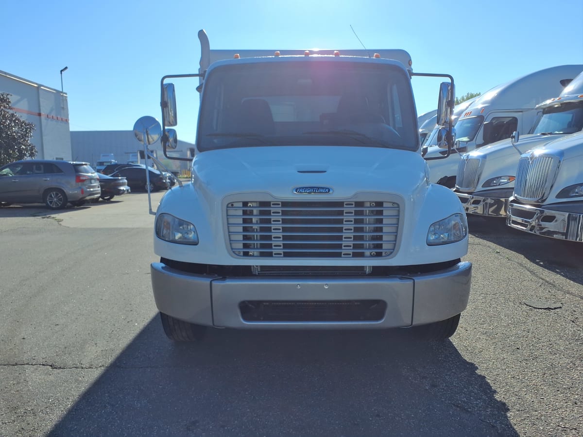 2016 Freightliner/Mercedes M2 106 660591