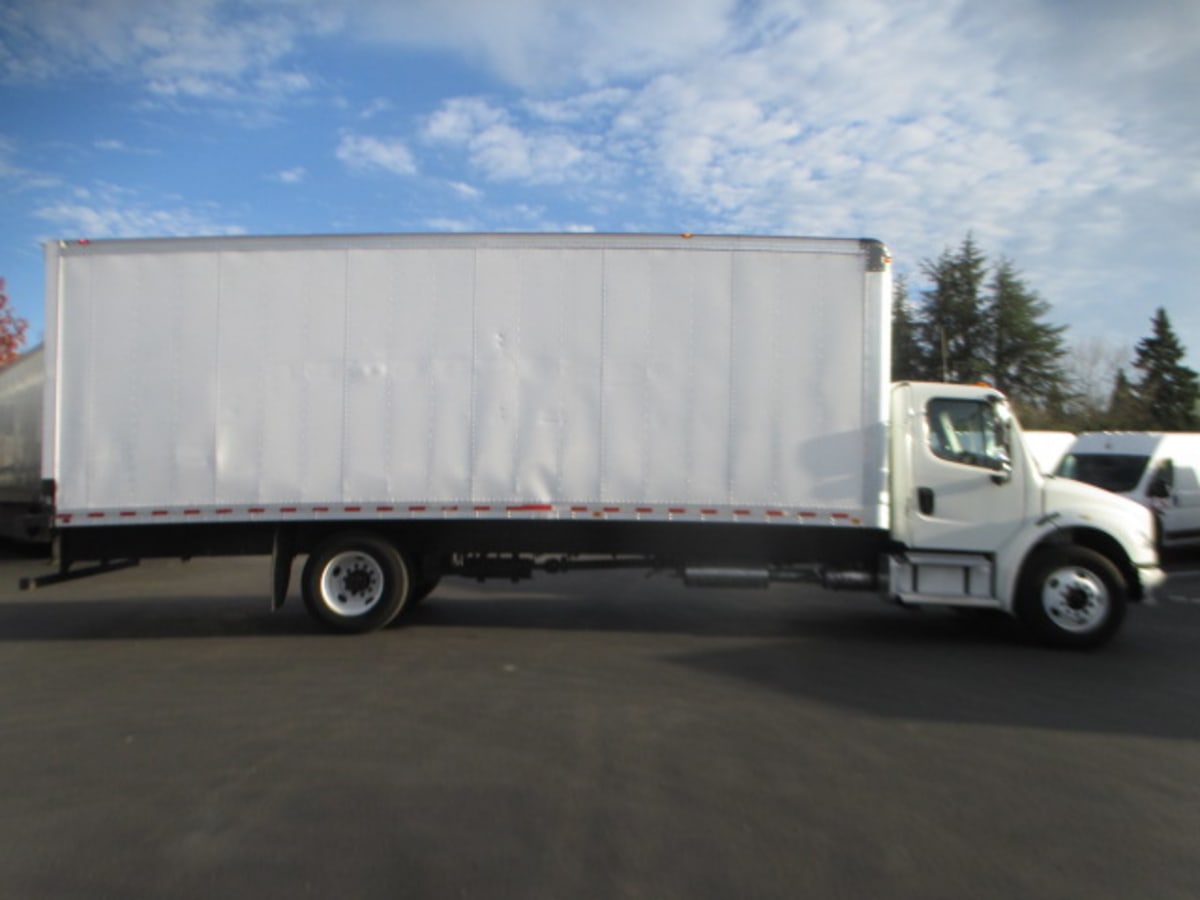 2016 Freightliner/Mercedes M2 106 660592