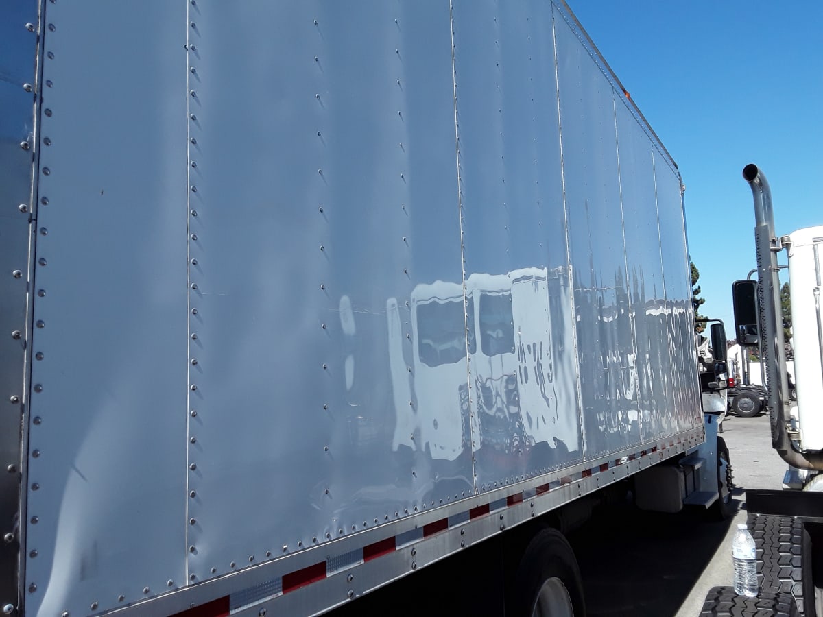 2016 Freightliner/Mercedes M2 106 660725