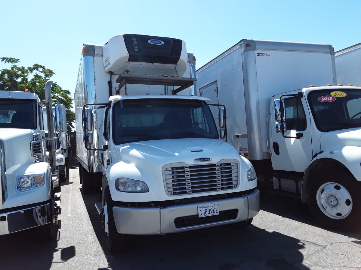 2016 Freightliner/Mercedes M2 106 660725