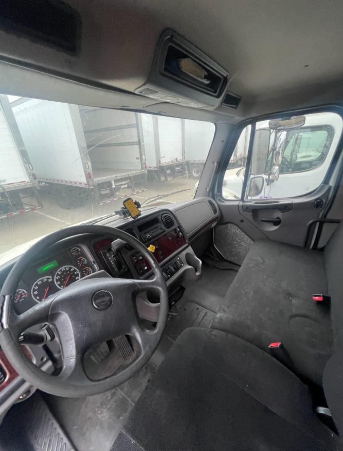 2016 Freightliner/Mercedes M2 106 660730