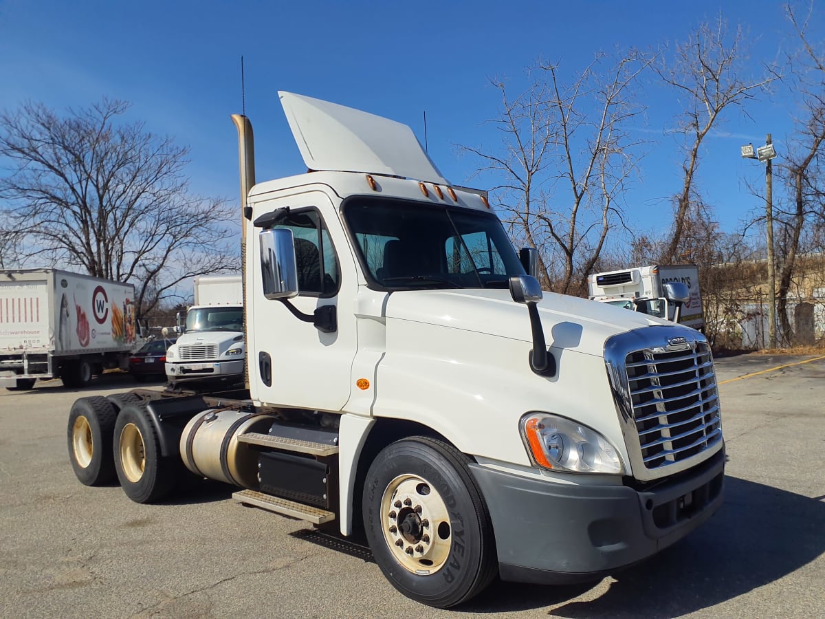 2017 Freightliner/Mercedes CASCADIA 125 660764