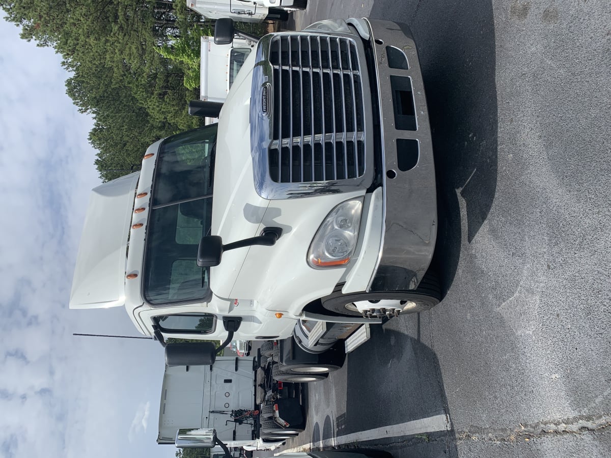 2016 Freightliner/Mercedes CASCADIA 125 660902