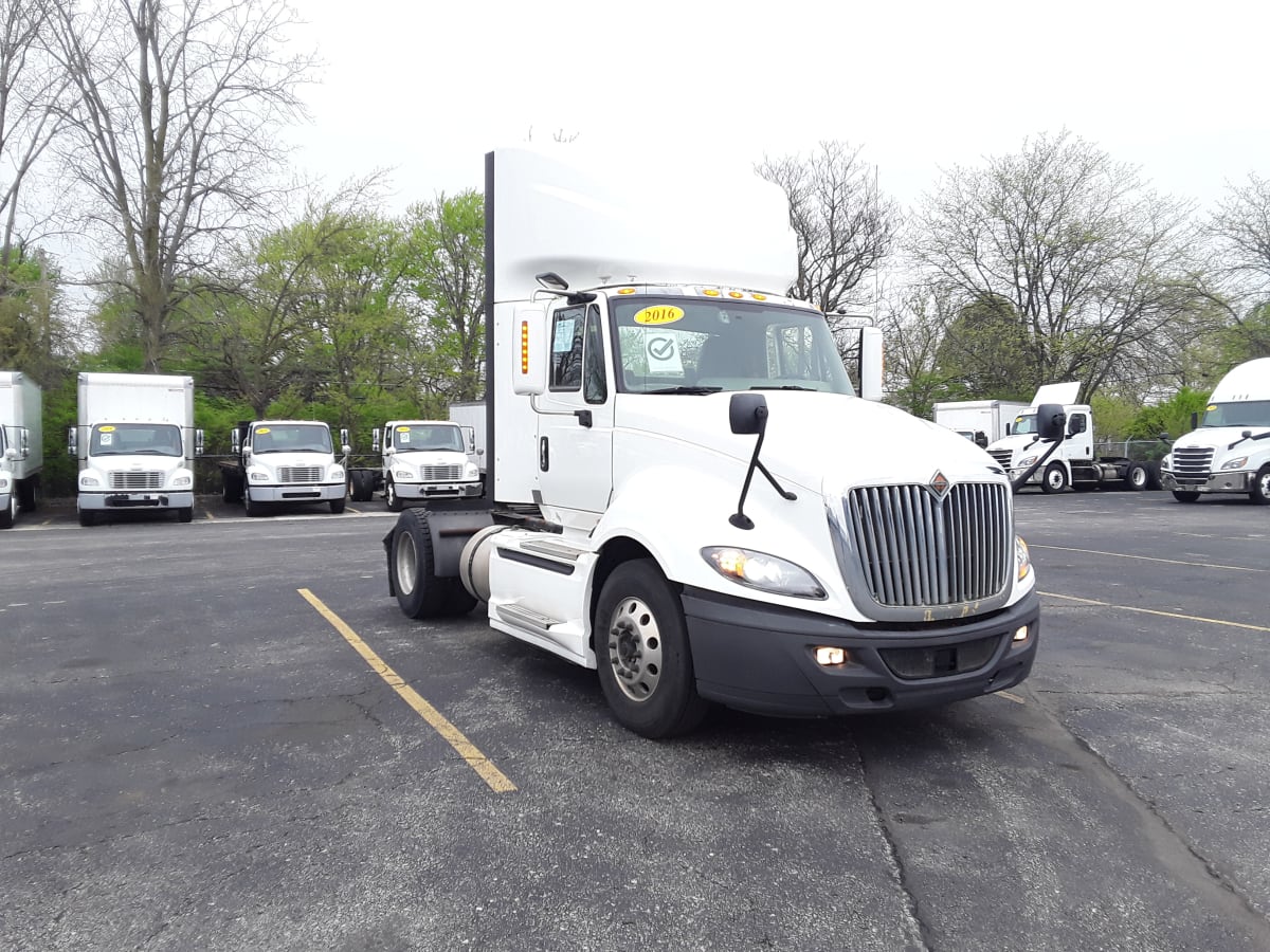 2016 Navistar International PROSTAR 660940