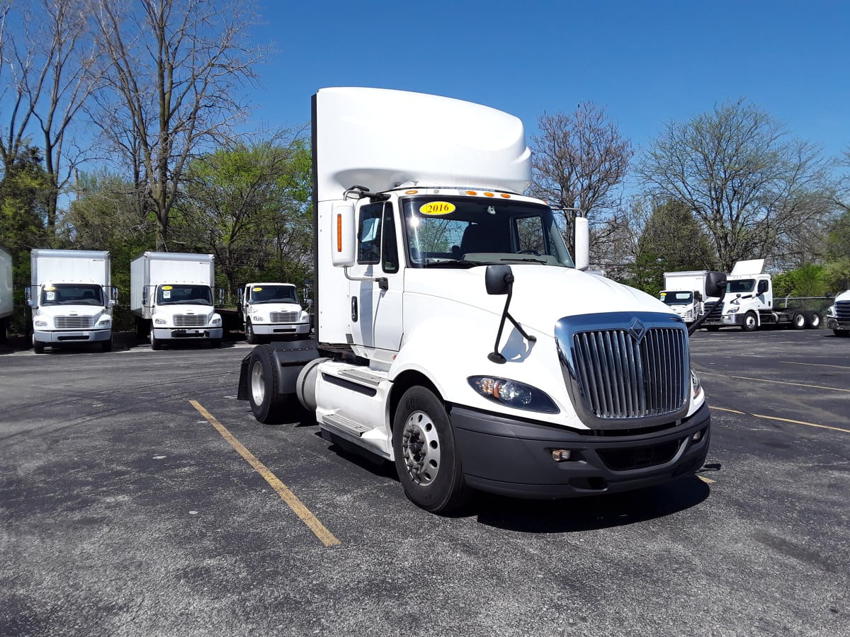 2016 Navistar International PROSTAR 660975