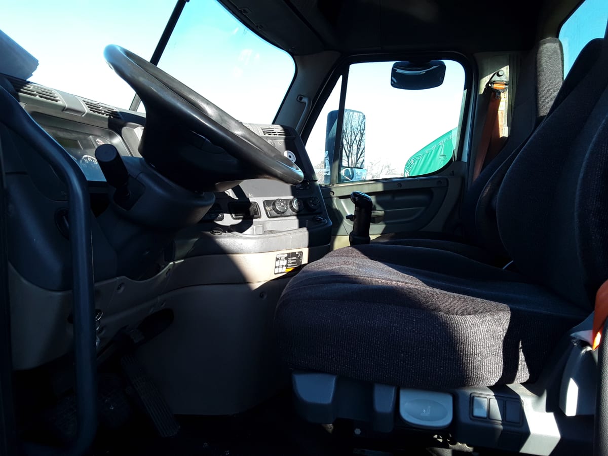 2016 Freightliner/Mercedes CASCADIA 125 661031