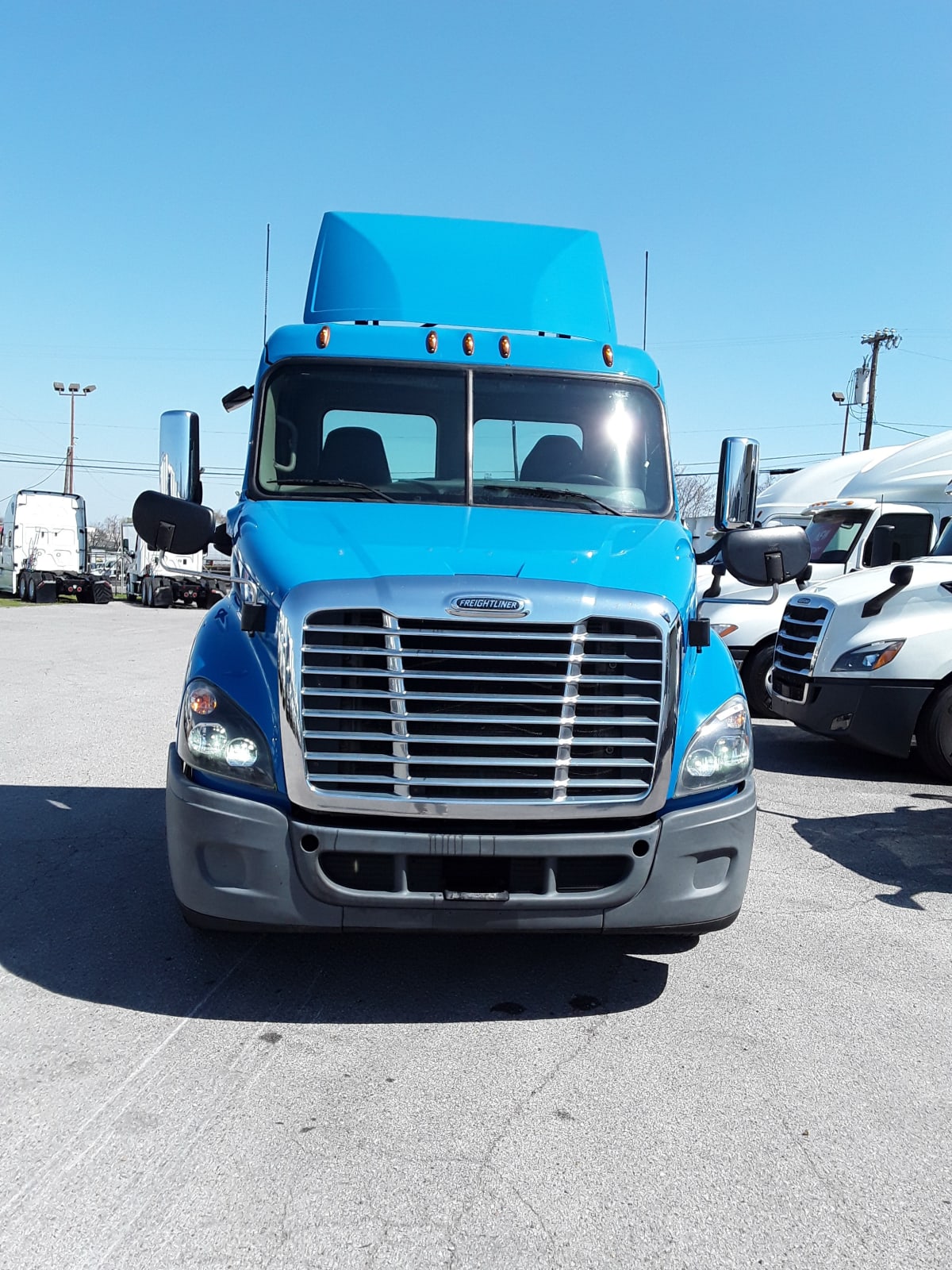 2017 Freightliner/Mercedes CASCADIA 113 661032