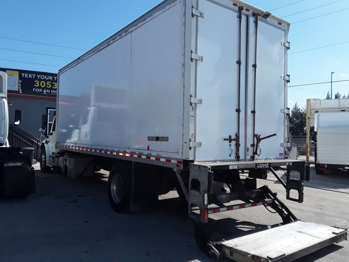 2017 Freightliner/Mercedes M2 106 661038