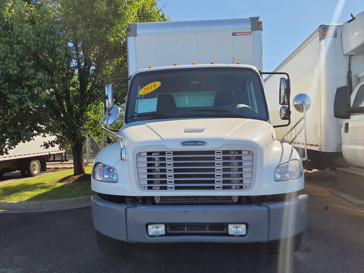 2016 Freightliner/Mercedes M2 106 661116