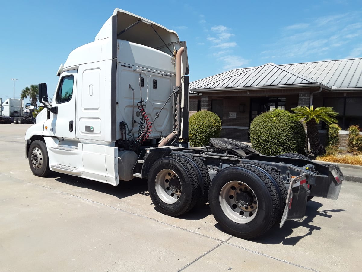 2016 Freightliner/Mercedes CASCADIA 125 661133