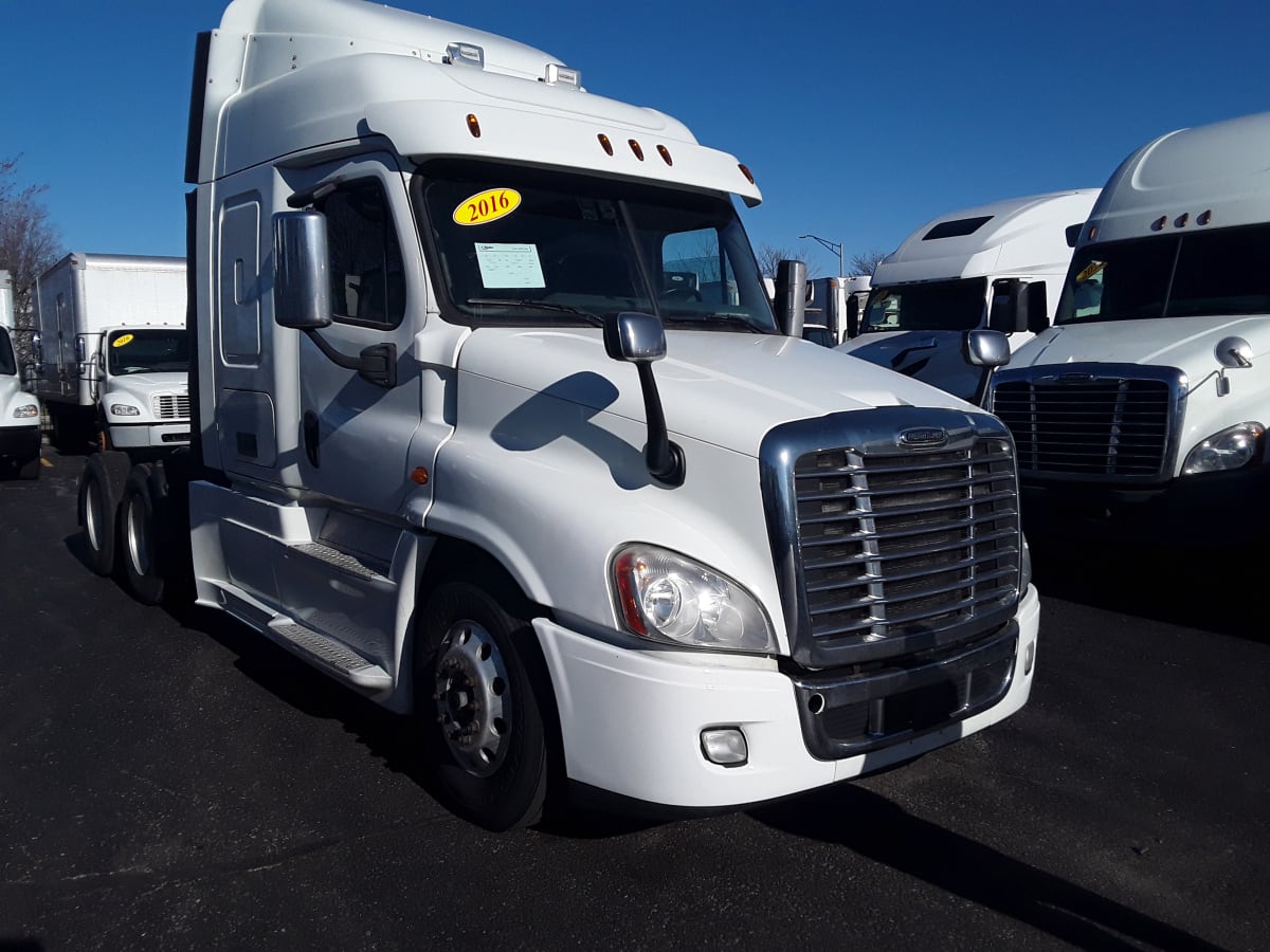 2016 Freightliner/Mercedes CASCADIA 125 661234