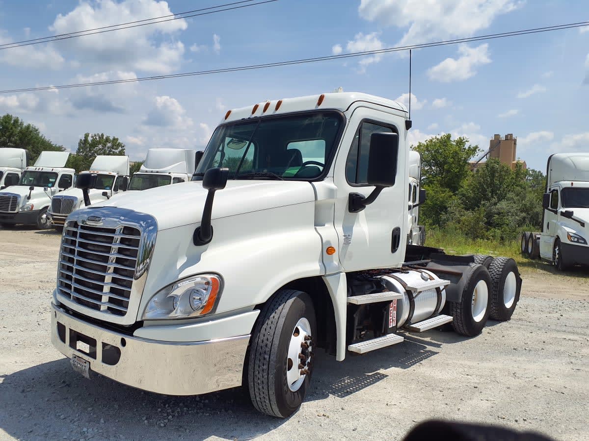 2016 Freightliner CASCADIA 125 661423