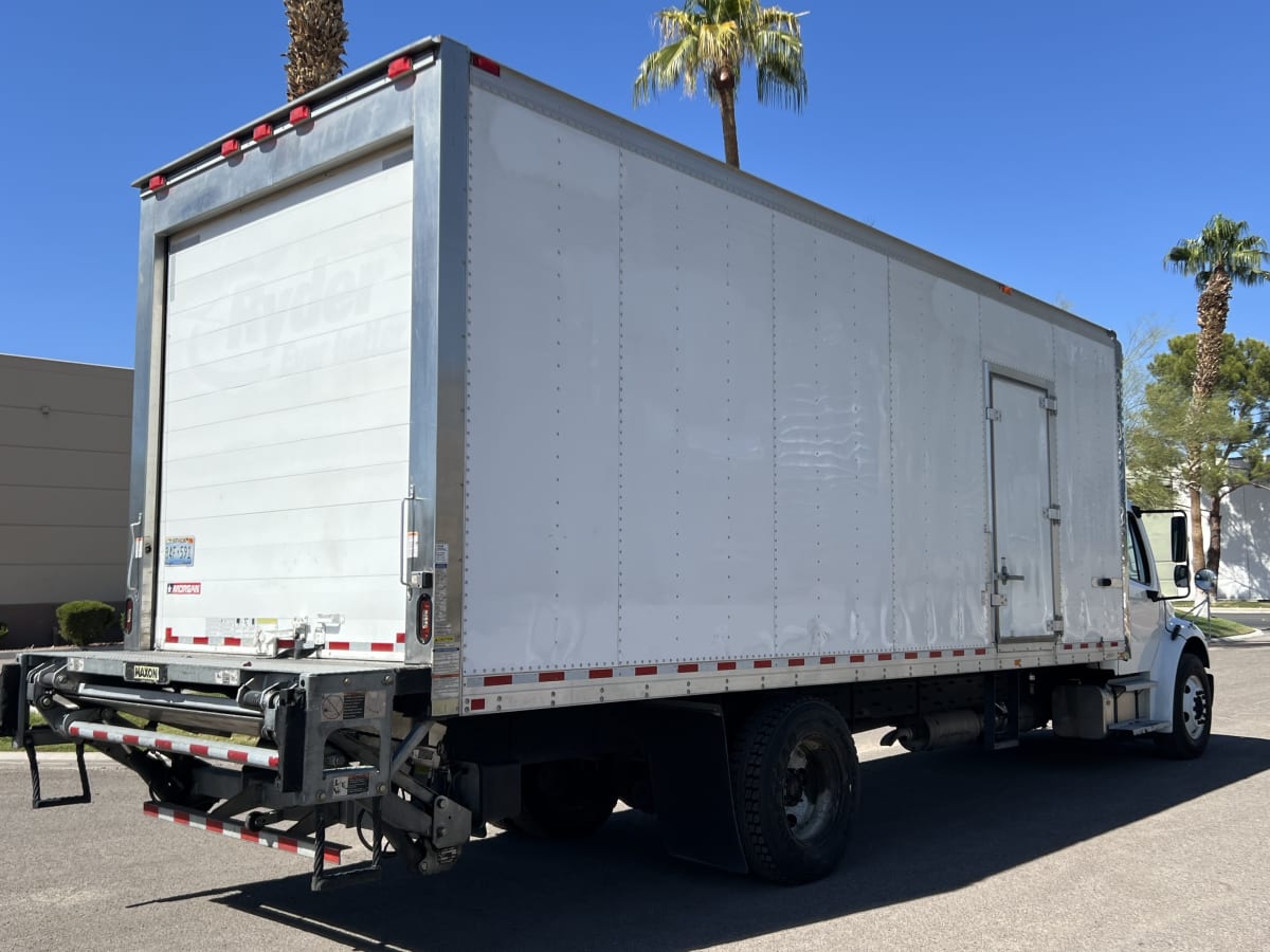 2016 Freightliner/Mercedes M2 106 661473