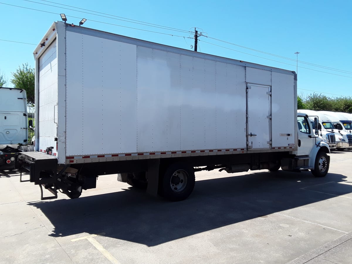 2016 Freightliner/Mercedes M2 106 661553